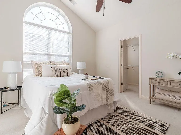 7518 Acela St — Photo 24