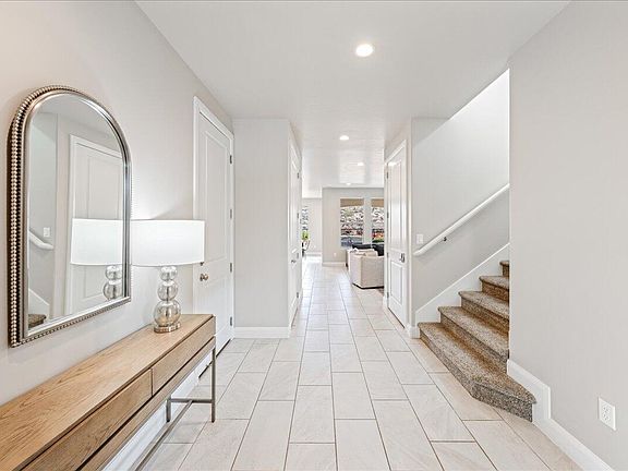 5th image of 1340 Paseos St