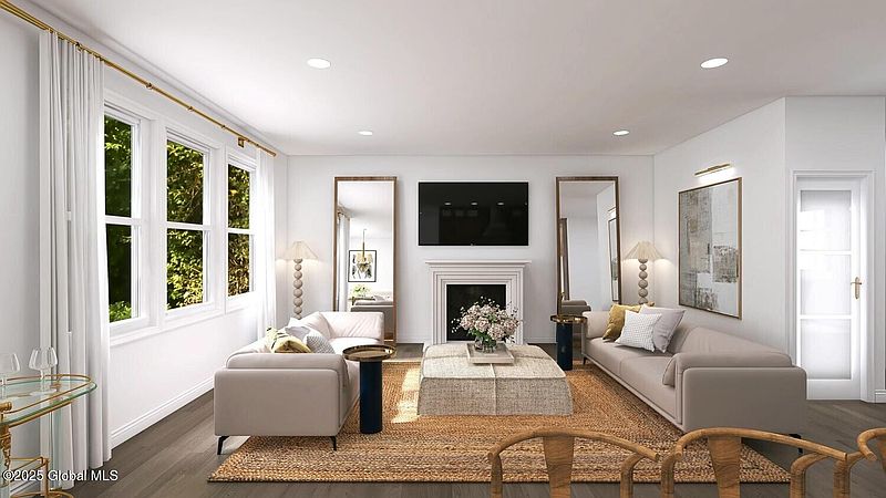 5th image of 10 Bergen Place