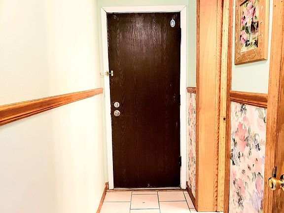 5th image of 5327 Waterbury Dr APT 404