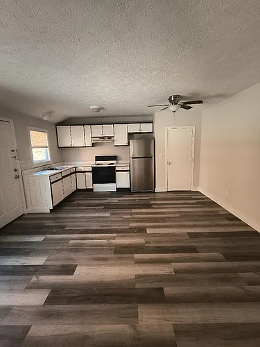 288 Main St #203 Photo 1