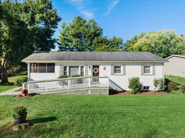 5489 Dublin Dr, Dublin, VA 24084