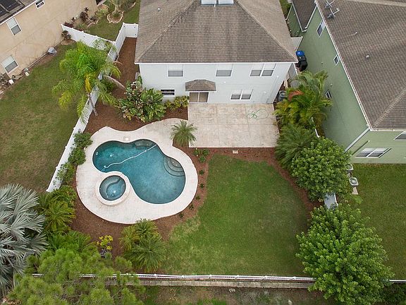 3rd image of 13005 Avalon Crest Ct