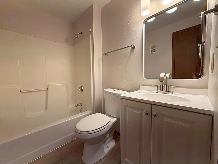 2709 Humboldt Rd — Photo 19