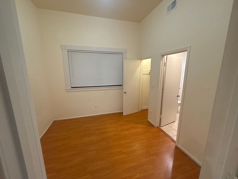 2nd image of 3932 Geary Blvd #1