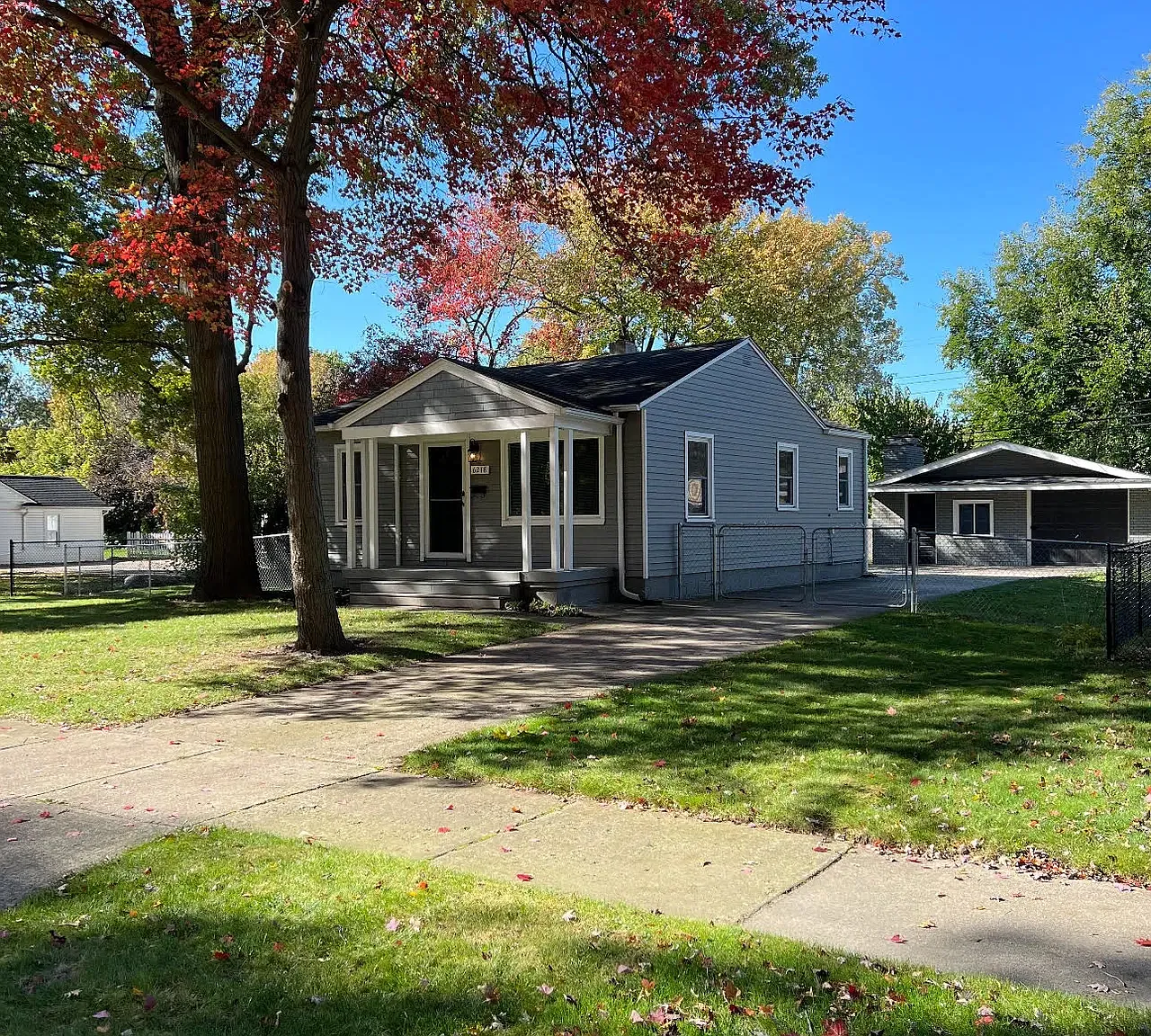 2 bed, 915 sqft, $1,525 — Photo 1