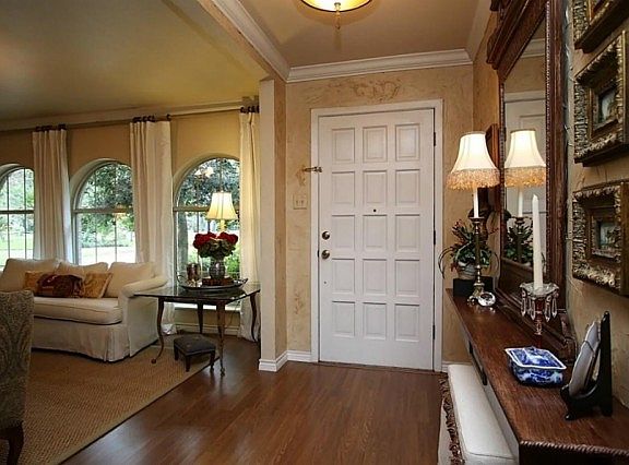 5th image of 13210 King Cir
