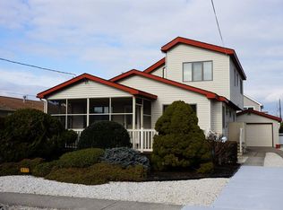 237 44th St, Avalon, NJ 08202