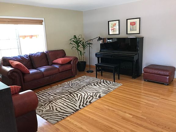 Living room. Picture taken in 2017