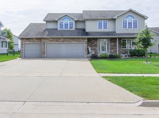 1812 W Cheyenne Ct, Polk City, IA 50226