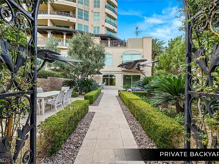 9101 Alta Dr #1 — Photo 31