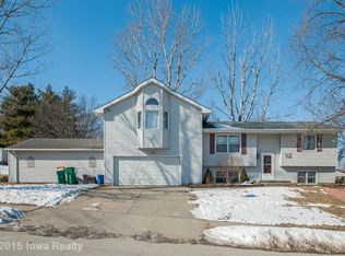 516 S 16th St, Adel, IA 50003