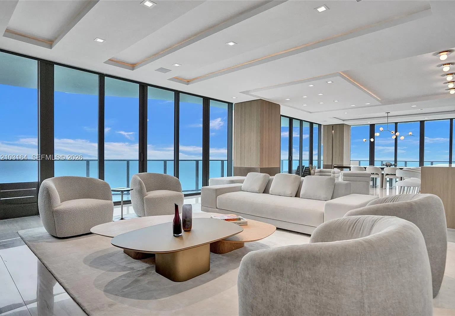 Regalia Condo — Photo 1
