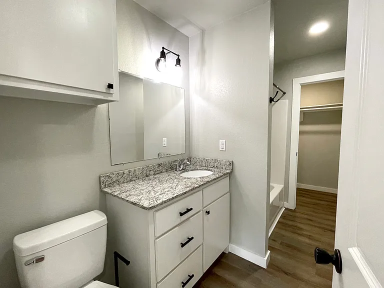 Heritage Heights Apartments — Photo 13