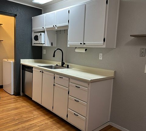 2nd image of 8201 Camino Colegio Dr APT 181