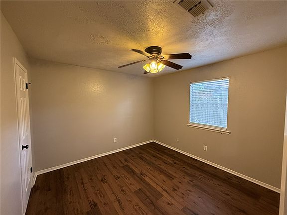 5th image of 3304 Coastal Dr
