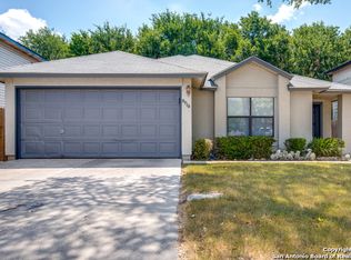 8918 Rue De Lis, San Antonio, TX 78250