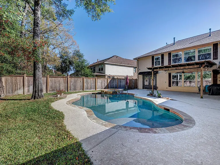 2511 Bridgestone Park Ln — Photo 21