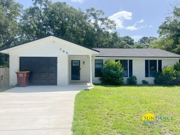 795 Bay St, Crestview, FL 32536