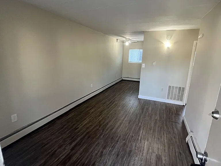 800 W Church St — Photo 17