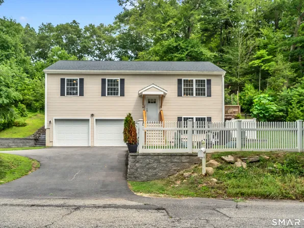 105-A East Pattagansett Road, East Lyme, CT 06357