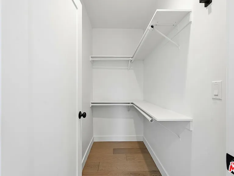 5452 Harcross Dr — Photo 33