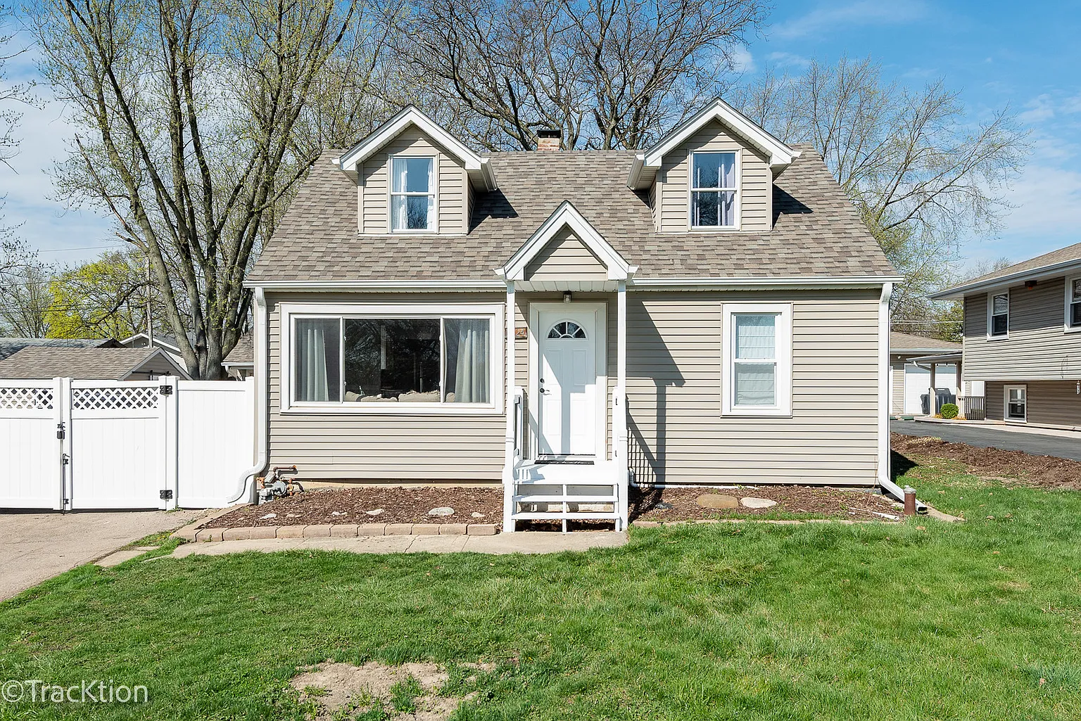 3924 N Grant St photo 1