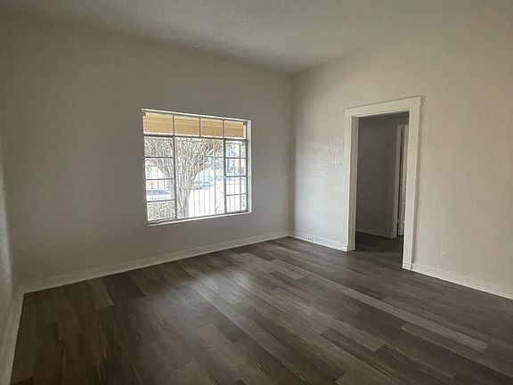5th image of 1522 E Yandell Dr #1