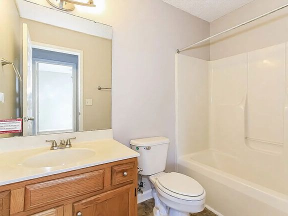 2nd image of 313 Bradford Ln