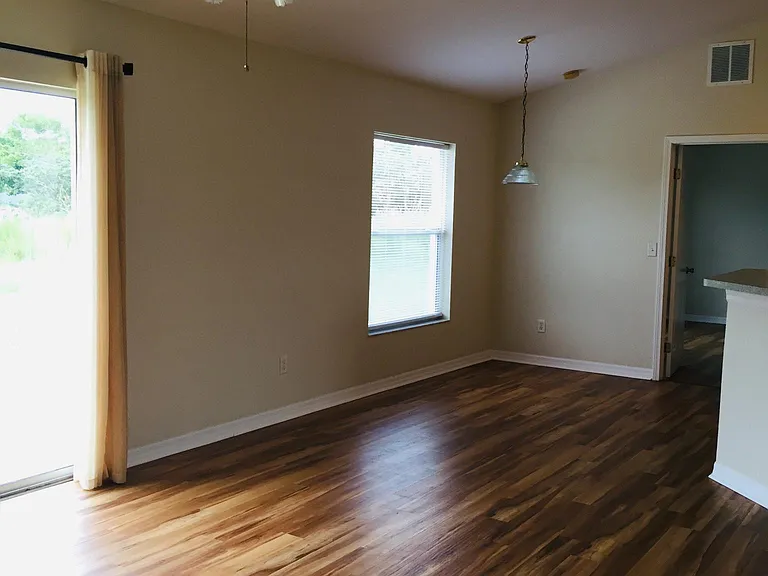 143 Larch Rd — Photo 8