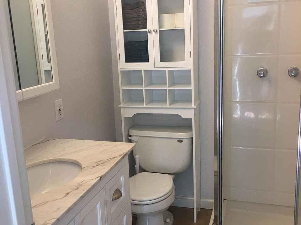 2nd image of 15 Arends Ln