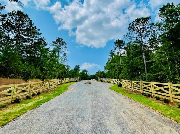 701 Lookout Valley Trl, Talking Rock, GA 30175