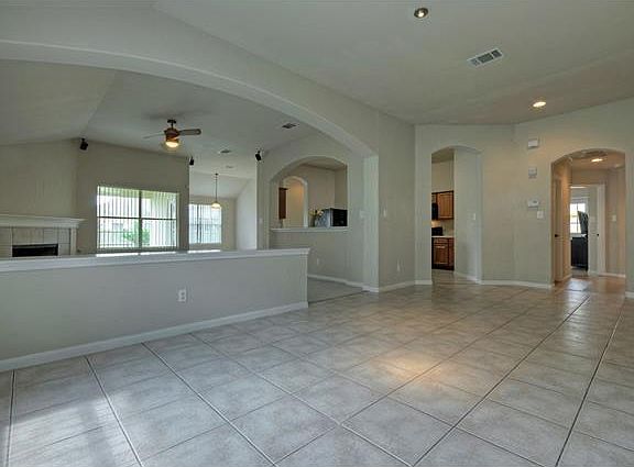 4th image of 11109 Silo Valley Dr