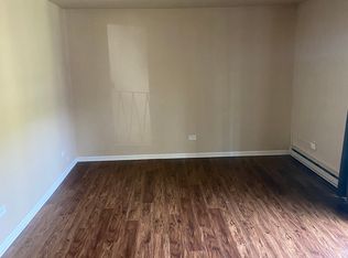 6424 W 64th Pl APT 3C, Chicago, IL 60638