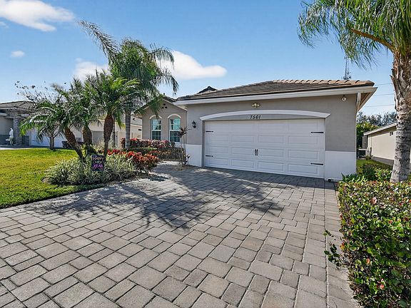 4th image of 7561 SW Harbor Cove Drive