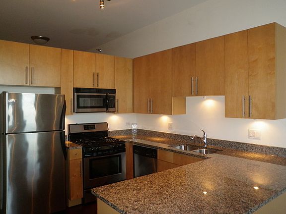 4th image of 1464 S Michigan Ave APT 1702
