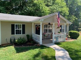 1904 Dobbins Dr NW, Kennesaw, GA 30144