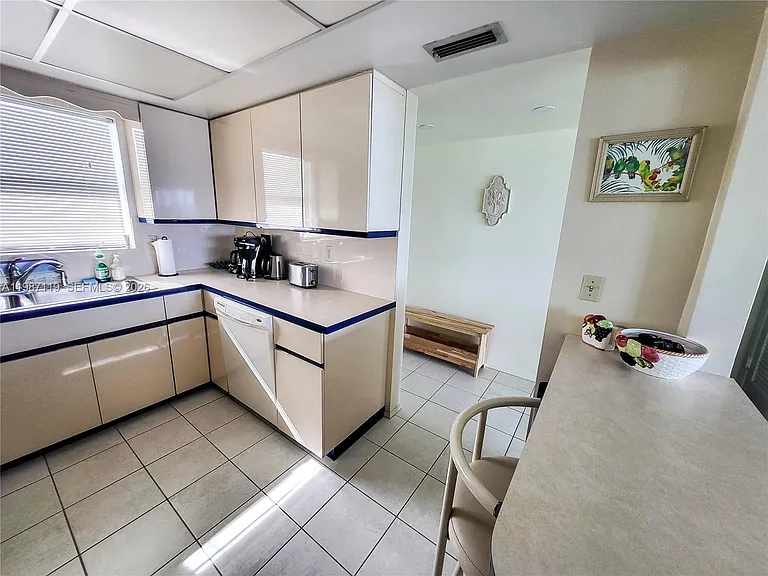 1750 S Ocean Blvd #509E — Photo 11