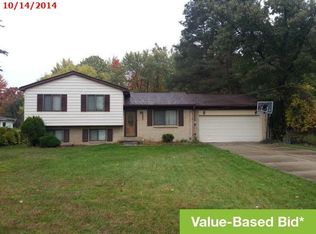 21270 8 1/2 Mile Rd, Southfield, MI 48075