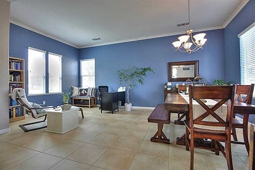 2nd image of 468 Tilden Cir
