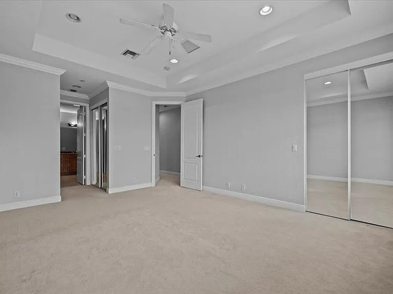 4902 Vine Cliff Way E — Photo 11