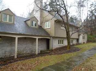 200 Guyasuta Rd, Pittsburgh, PA 15215