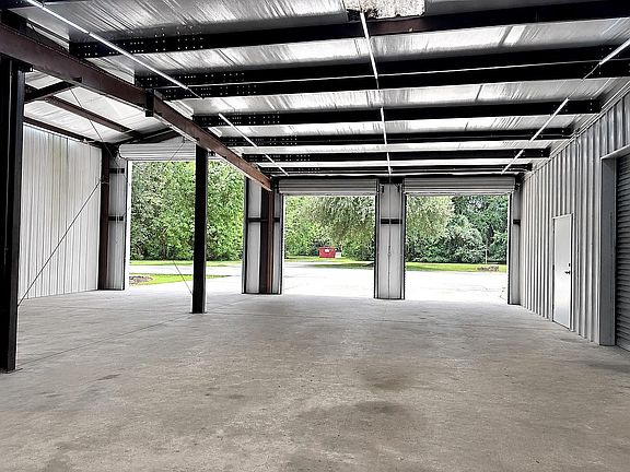 5th image of 12128 Zion Rd #A