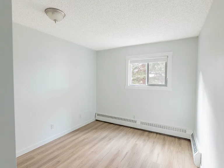 1102 Hermitage Rd NW — Photo 10