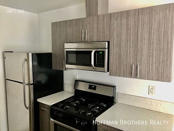 4th image of 5623 Meridian St #9A