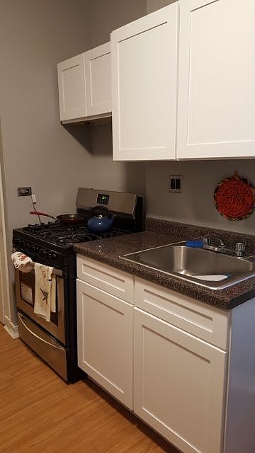 2nd image of 800 E 14th St APT 3