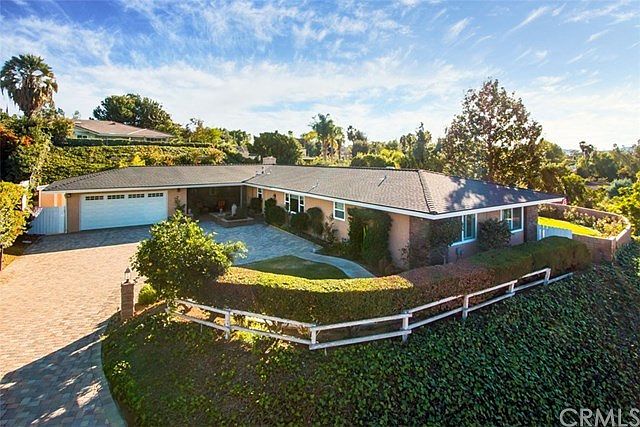 1st image of 30831 Miradero Dr