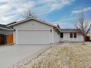 3852 S Olathe Cir, Aurora, CO 80013