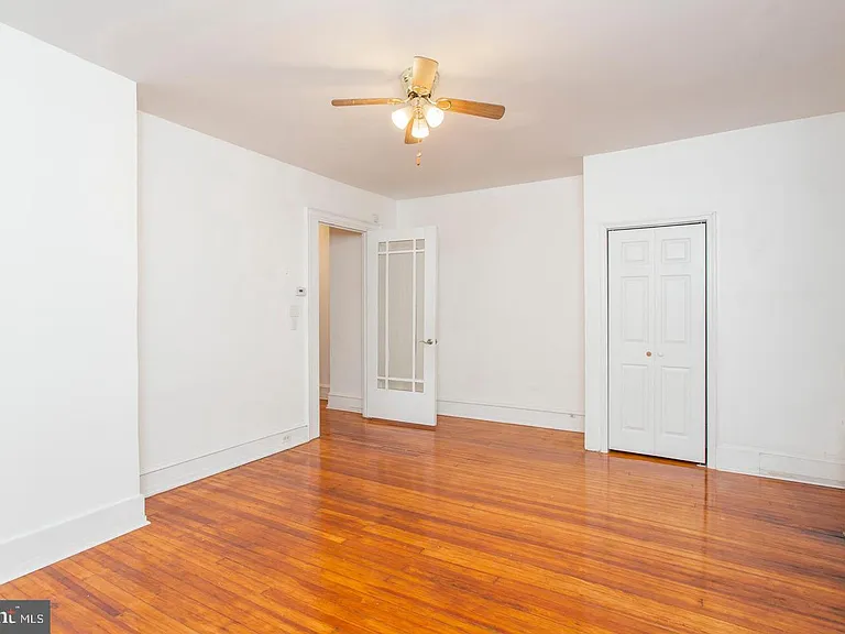 4628 Sansom St #B — Photo 4