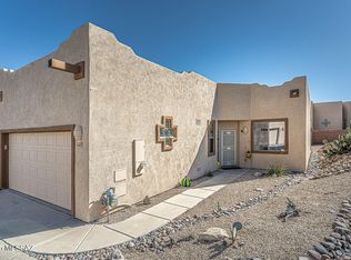 449 W Elkhorn Ct, Green Valley, AZ 85614